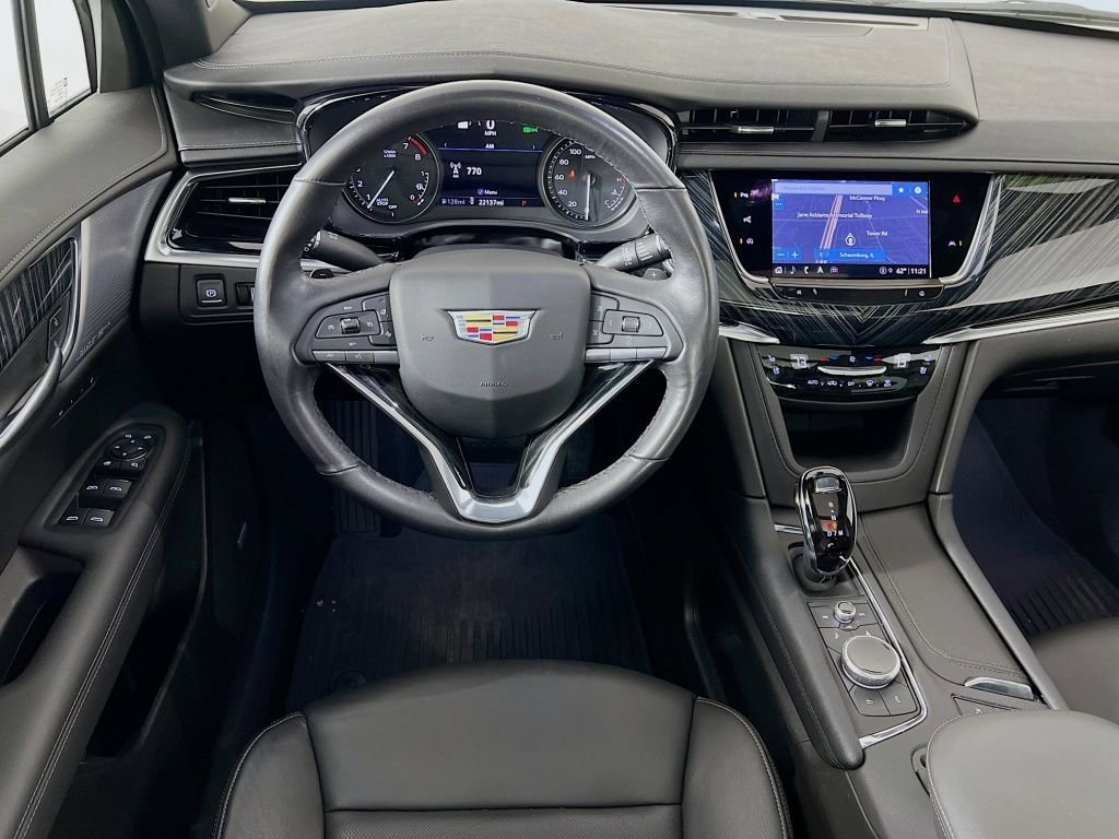 Used 2024 Cadillac XT6 Premium Luxury w/ Technology Package image 24