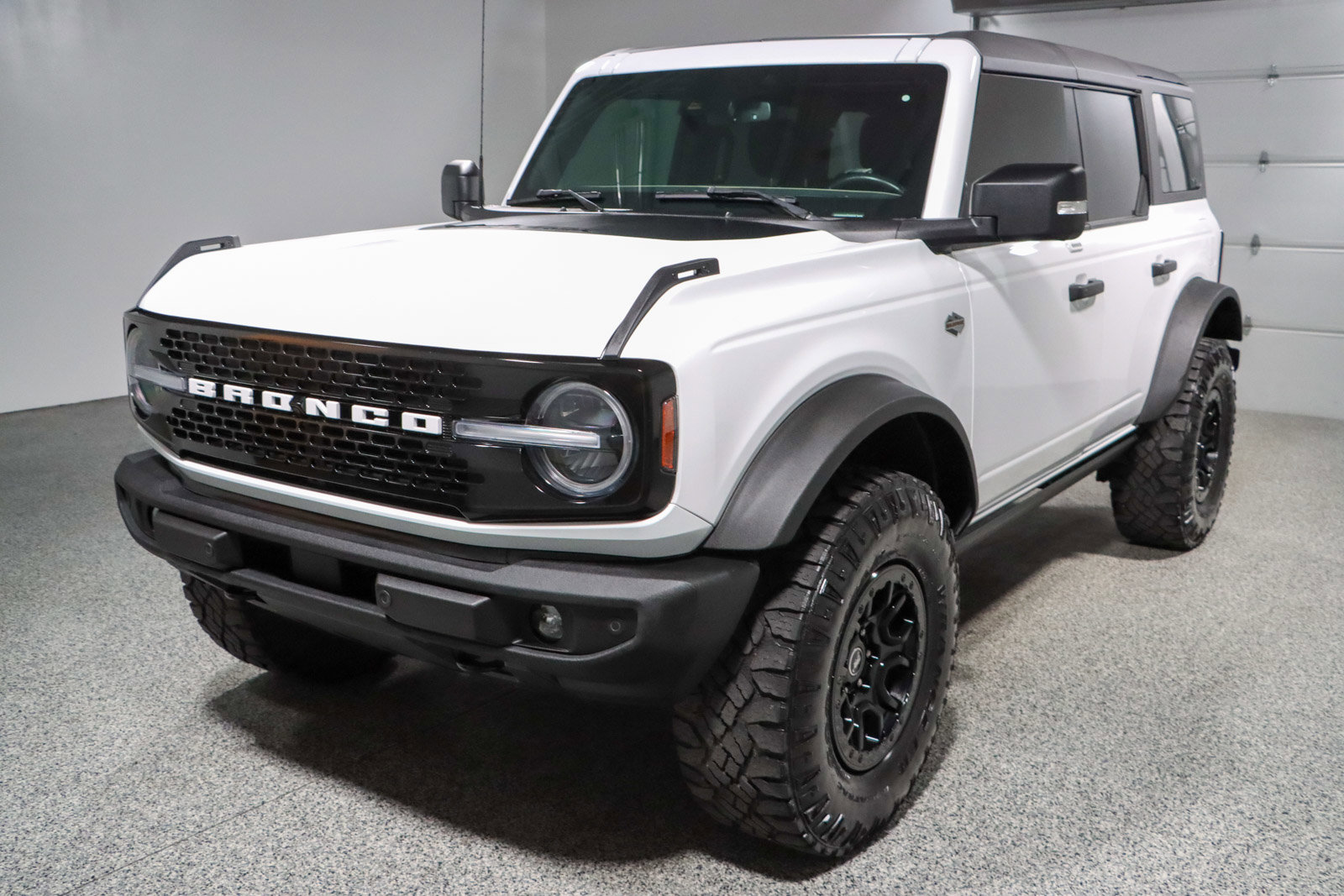 Used 2022 Ford Bronco Wildtrak image 29