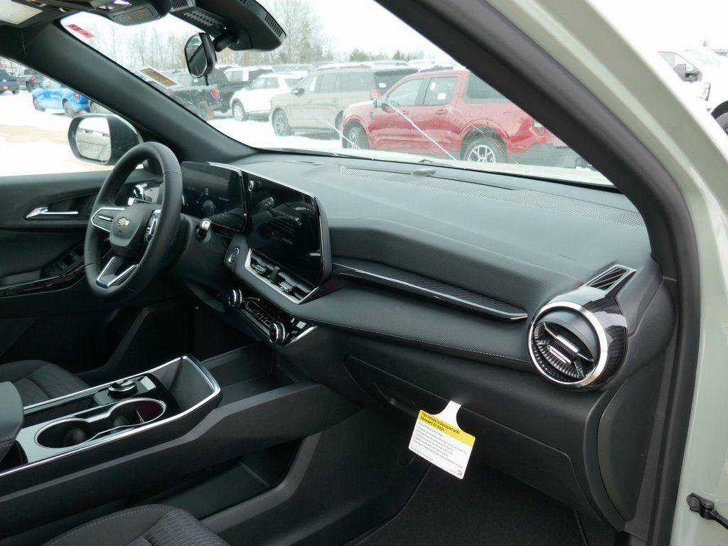 New 2026 Chevrolet Equinox LT image 9