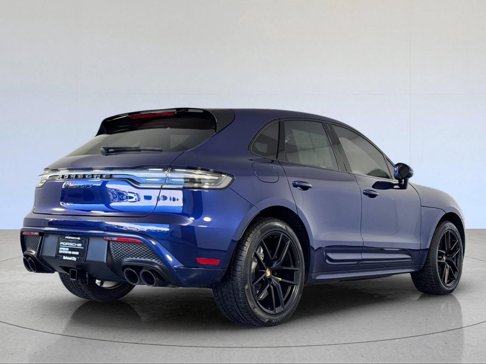 Certified 2024 Porsche Macan GTS AWD/4WD image 8