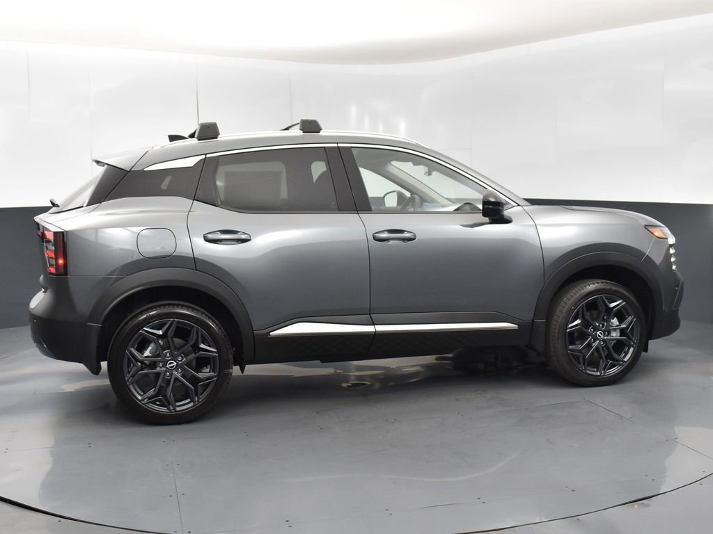New 2026 Nissan Kicks SR w/ Illumination Package image 8