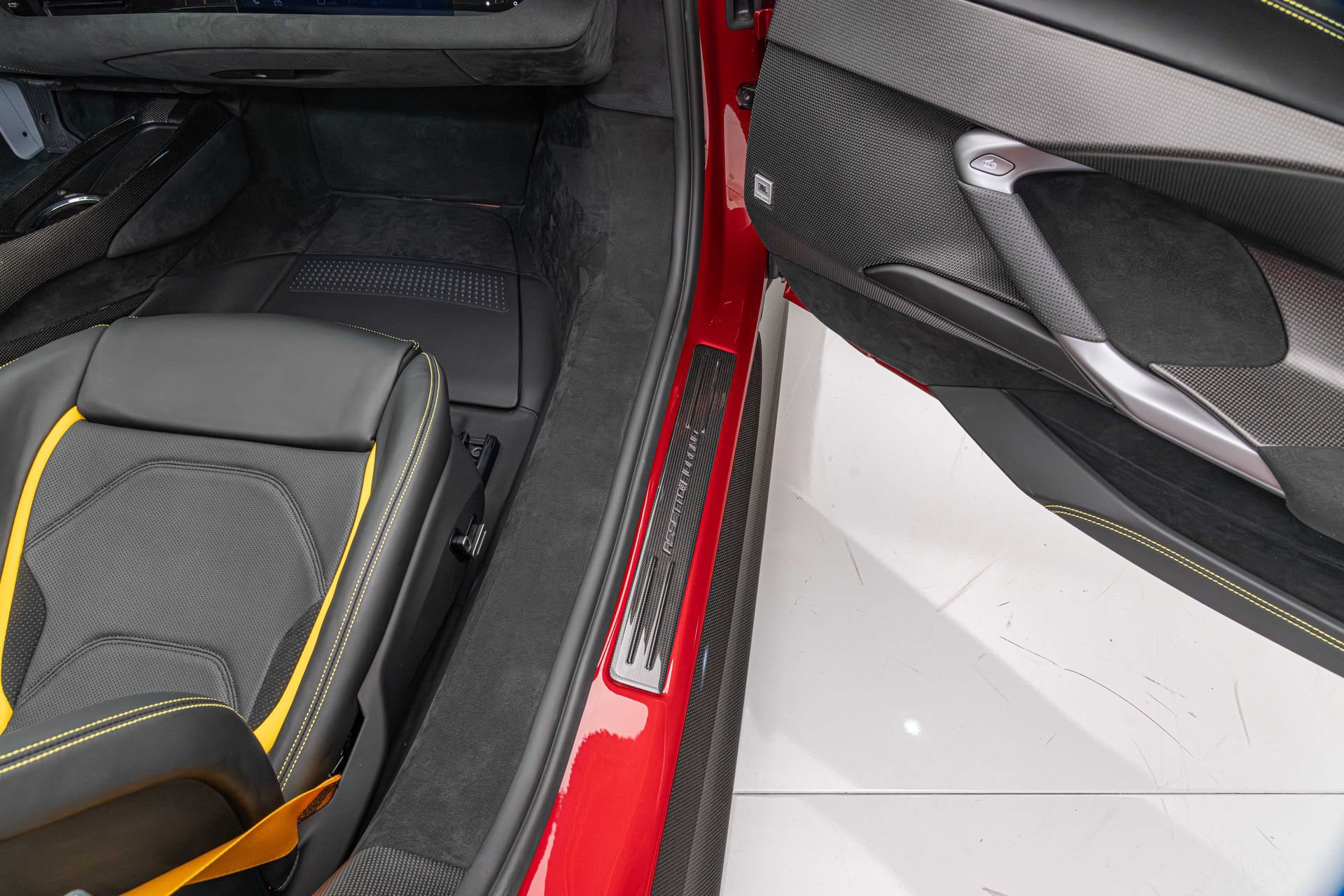 Certified 2025 Ferrari 296 GTS RWD image 40