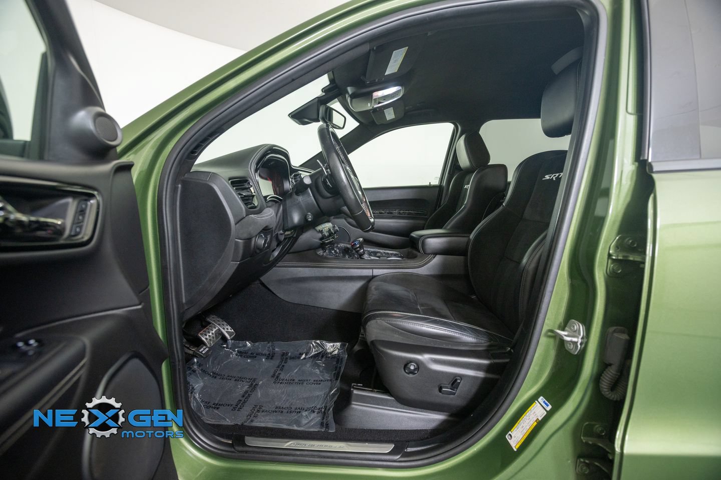 Used 2021 Dodge Durango SRT Hellcat w/ Premium Interior Group AWD/4WD image 12