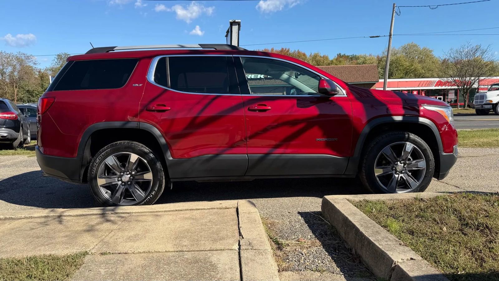 Used 2019 GMC Acadia SLT image 5