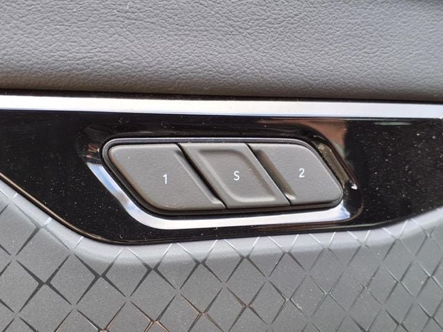 New 2025 Jeep Wagoneer S Limited w/ Comfort Package AWD/4WD image 8