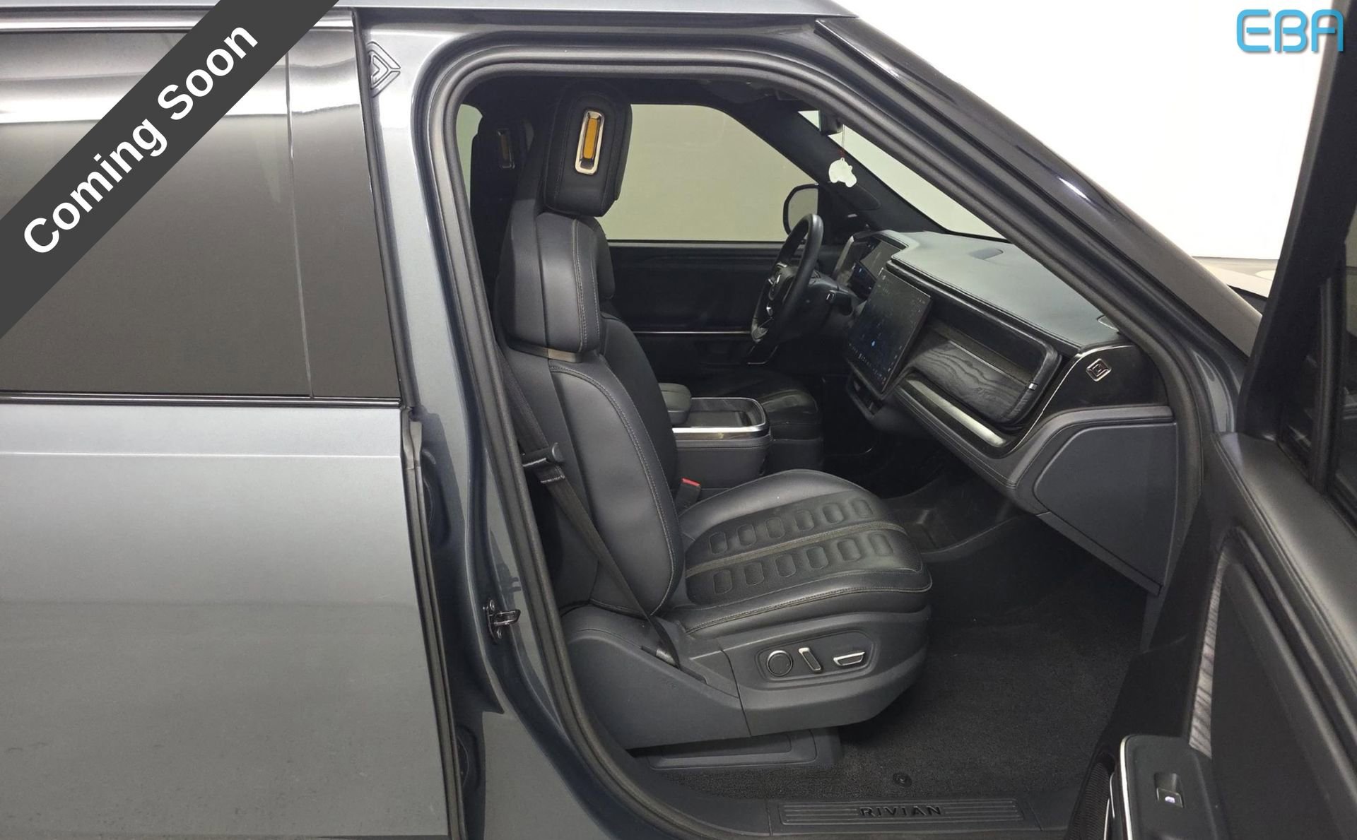 Used 2022 Rivian R1T Adventure image 12