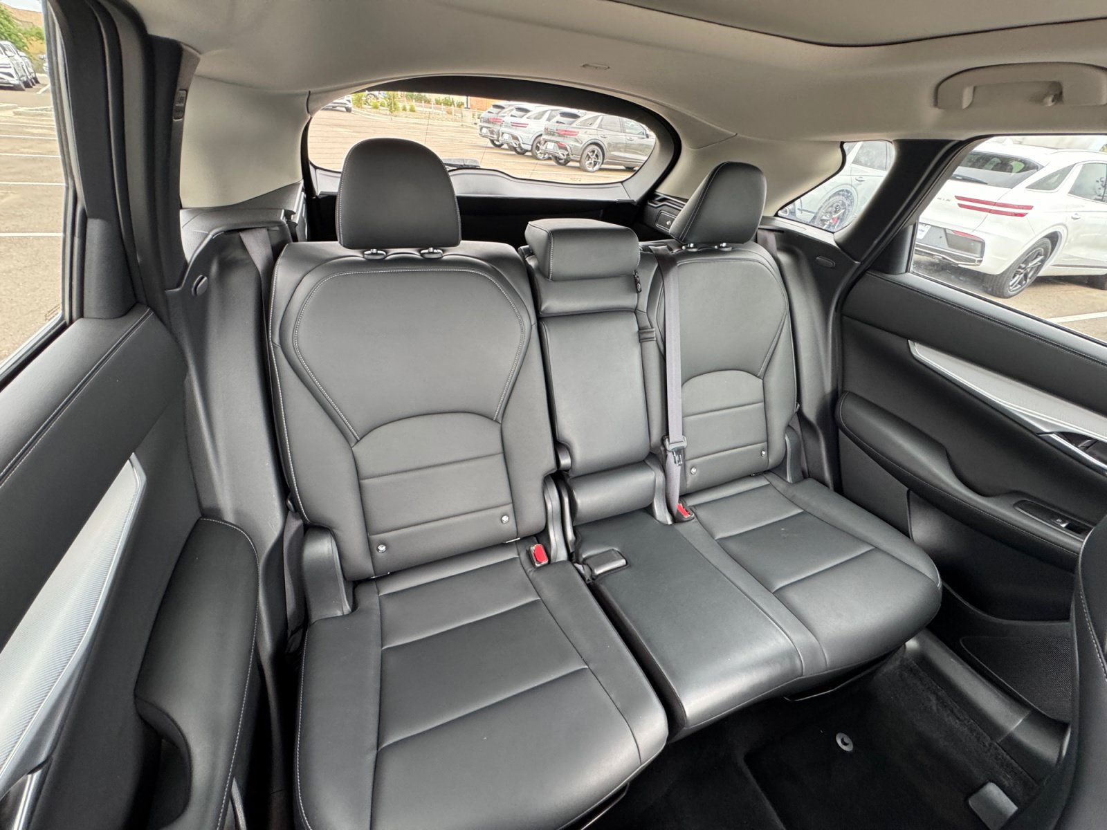Used 2019 INFINITI QX50 Luxe w/ Protection Package FWD image 18