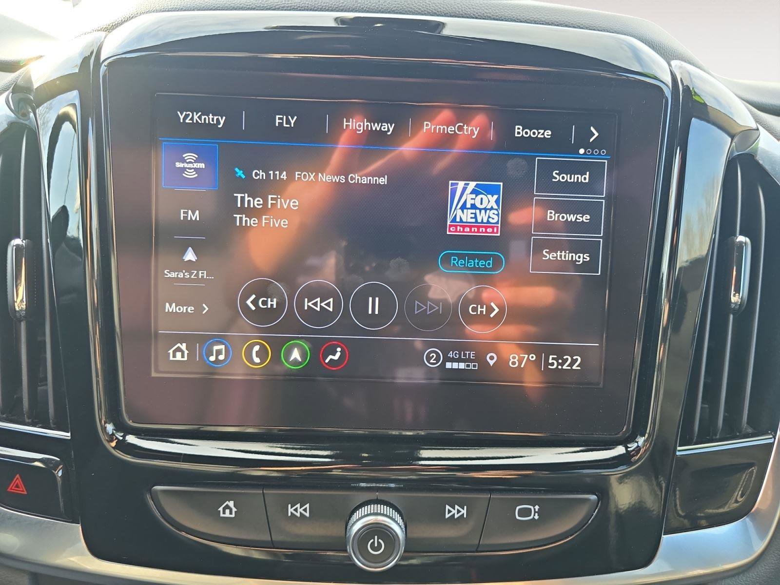 Used 2024 Chevrolet Traverse RS image 18