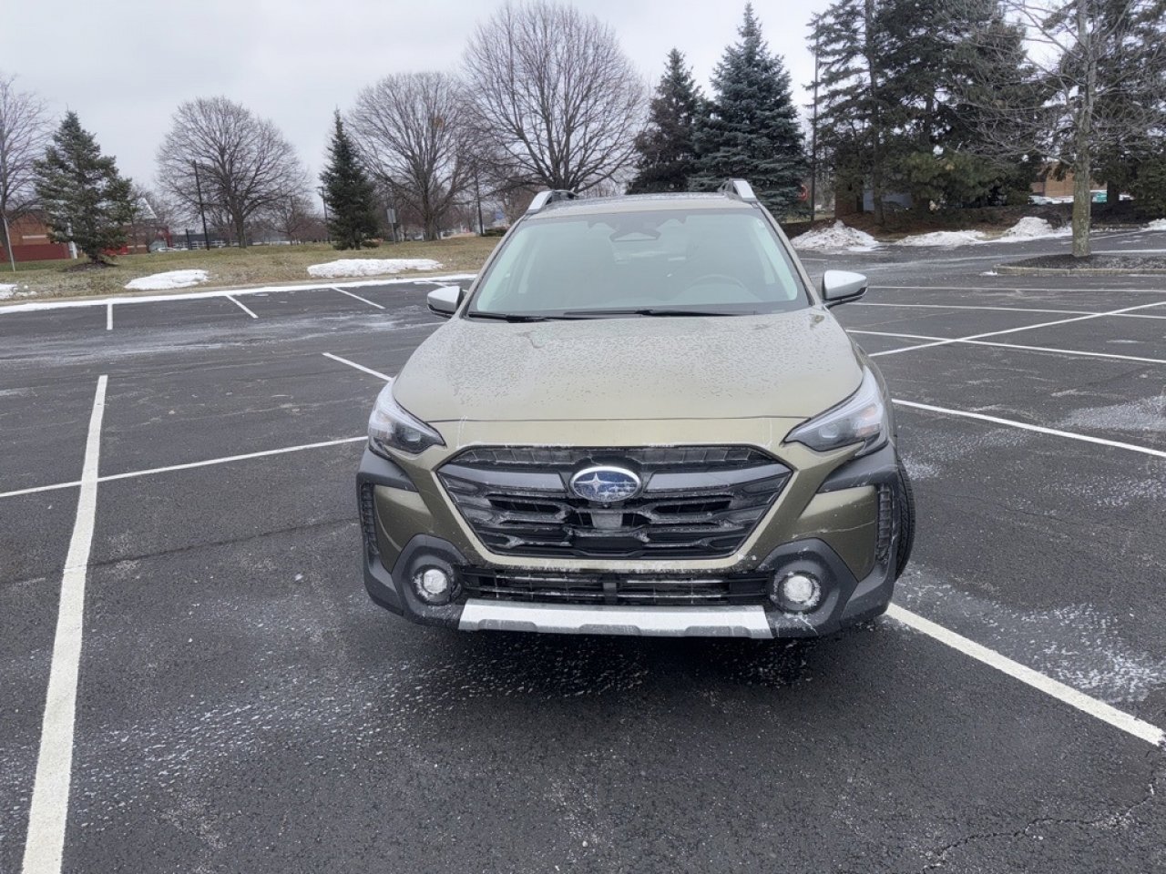 Used 2024 Subaru Outback Touring image 3