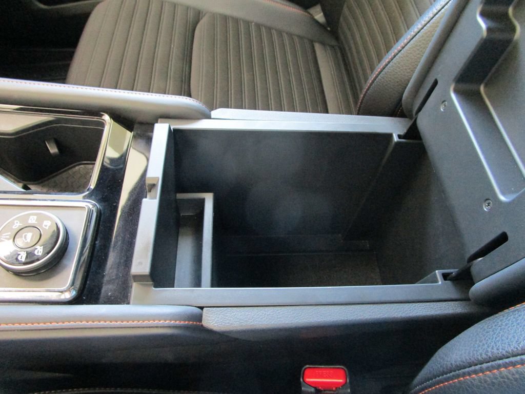 Used 2024 Nissan Pathfinder Rock Creek AWD/4WD image 36
