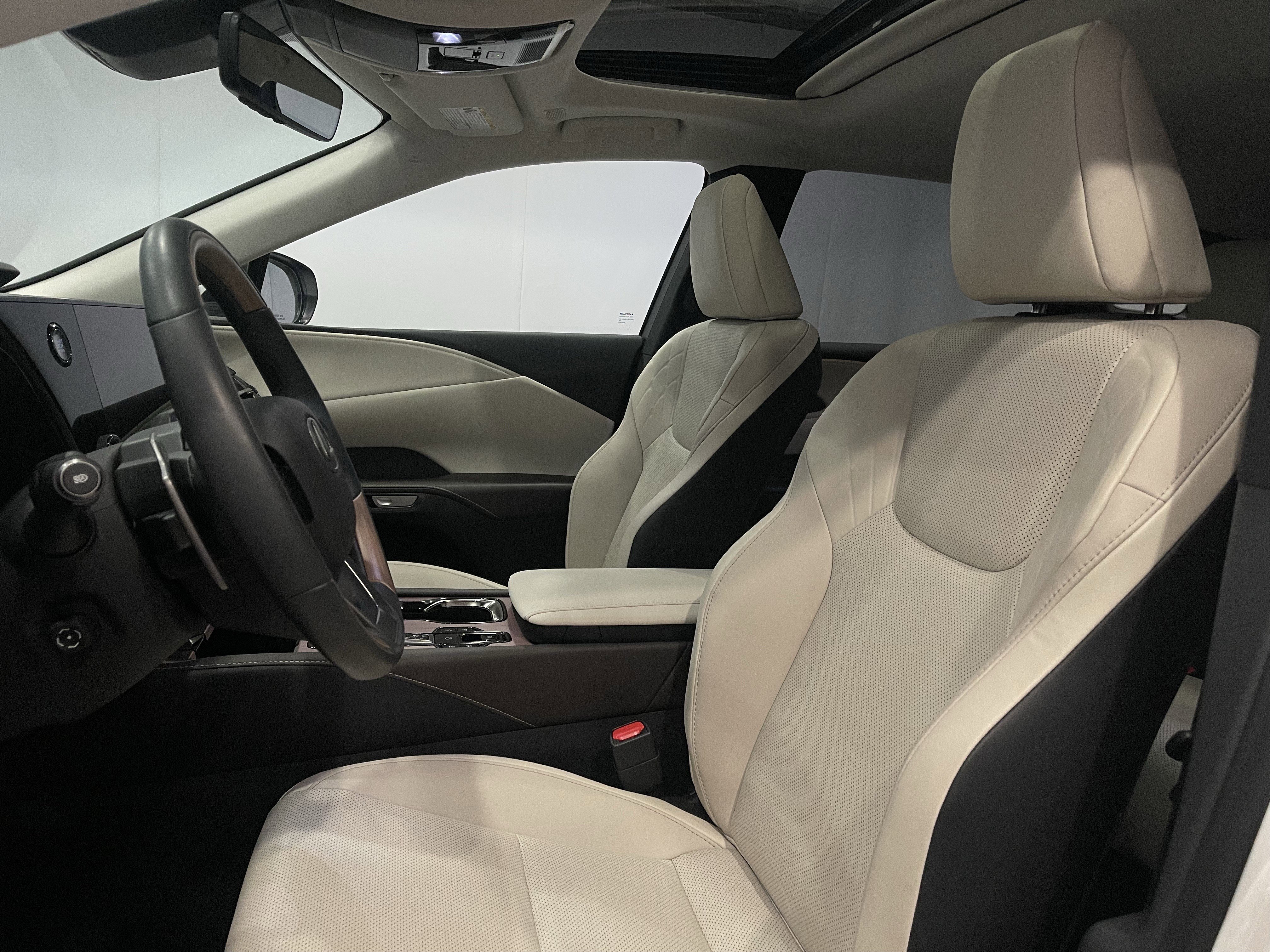 Used 2023 Lexus RX 350 Premium w/ Accessory Package image 14