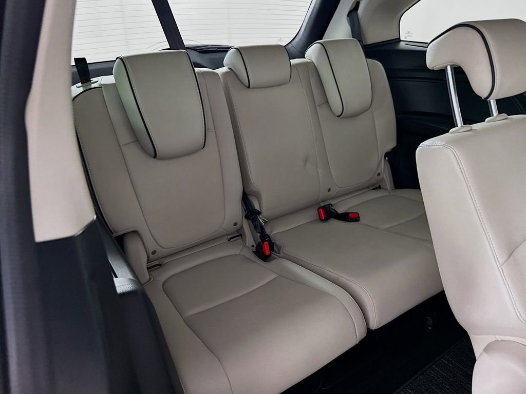 Used 2026 Honda Odyssey Touring image 39