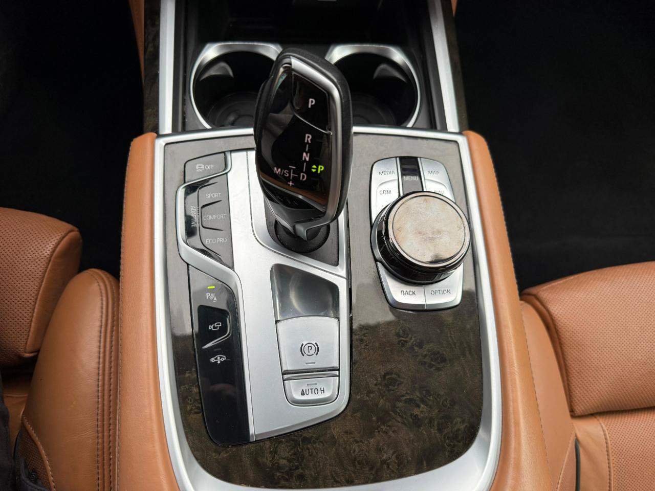 Used 2018 BMW 750i xDrive AWD/4WD image 40