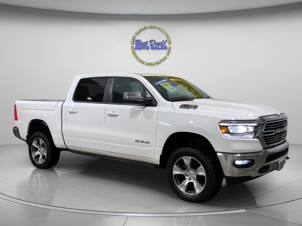 Used 2023 RAM 1500 Laramie AWD/4WD image 7