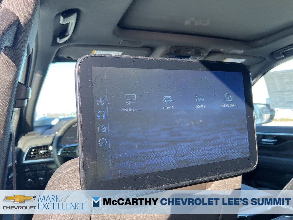 New 2026 Chevrolet Suburban Premier image 28