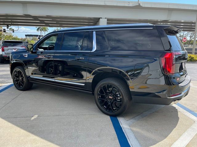 New 2026 GMC Yukon XL Denali w/ Sun & Power Step Package AWD/4WD image 4