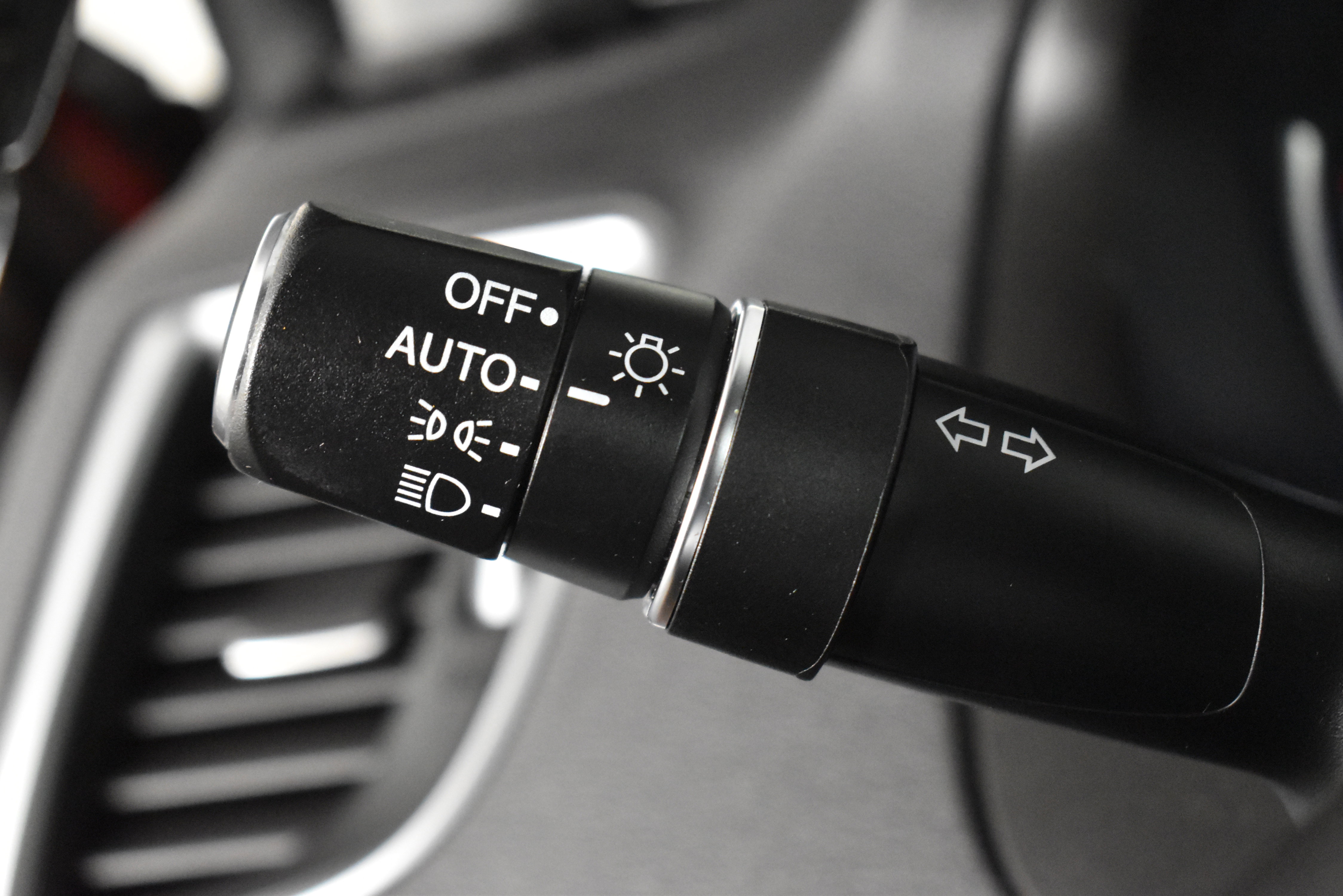 Used 2017 Acura TLX V6 w/ Technology Package image 24