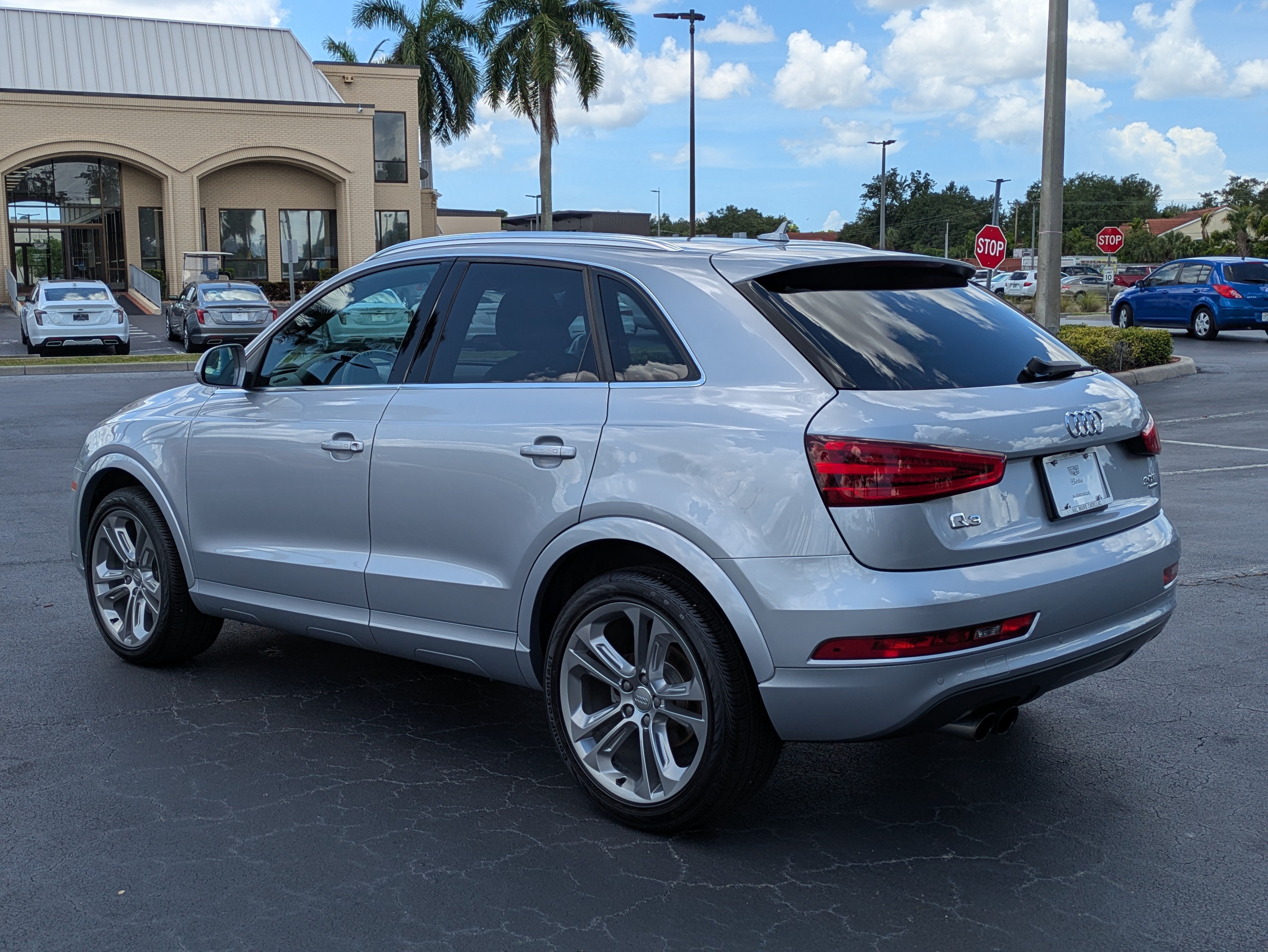 Used 2015 Audi Q3 2.0T Prestige w/ Prestige Package AWD/4WD image 4