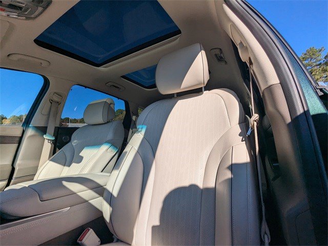 Used 2023 Genesis GV80 2.5T w/ Advanced Package image 9