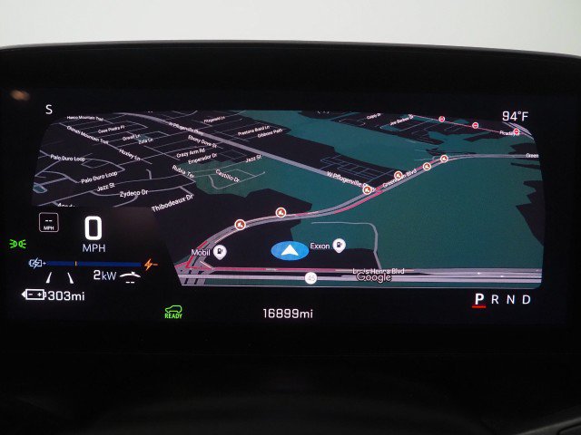 Used 2024 Chevrolet Equinox EV RS FWD image 17
