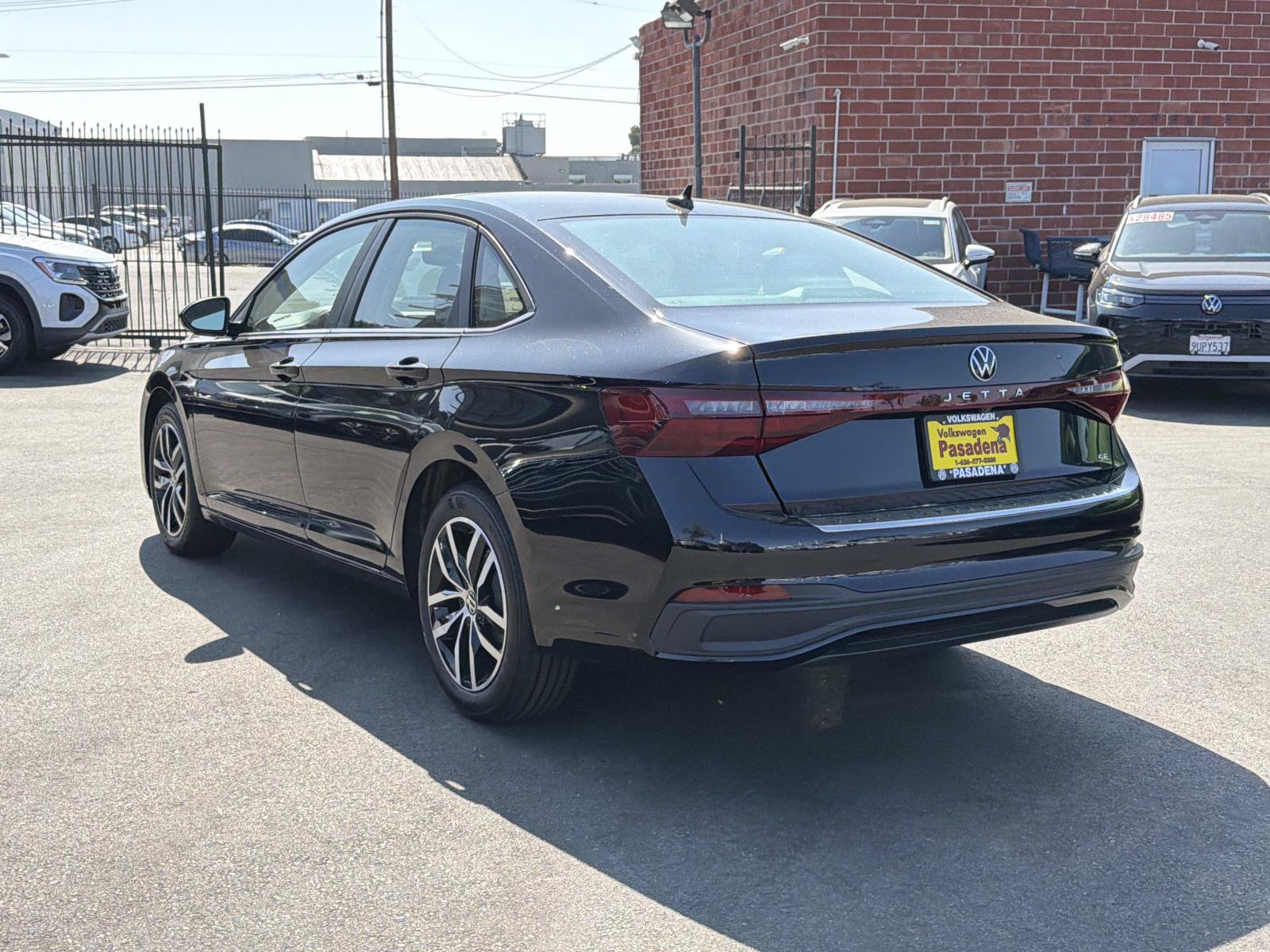 New 2026 Volkswagen Jetta SE FWD image 3