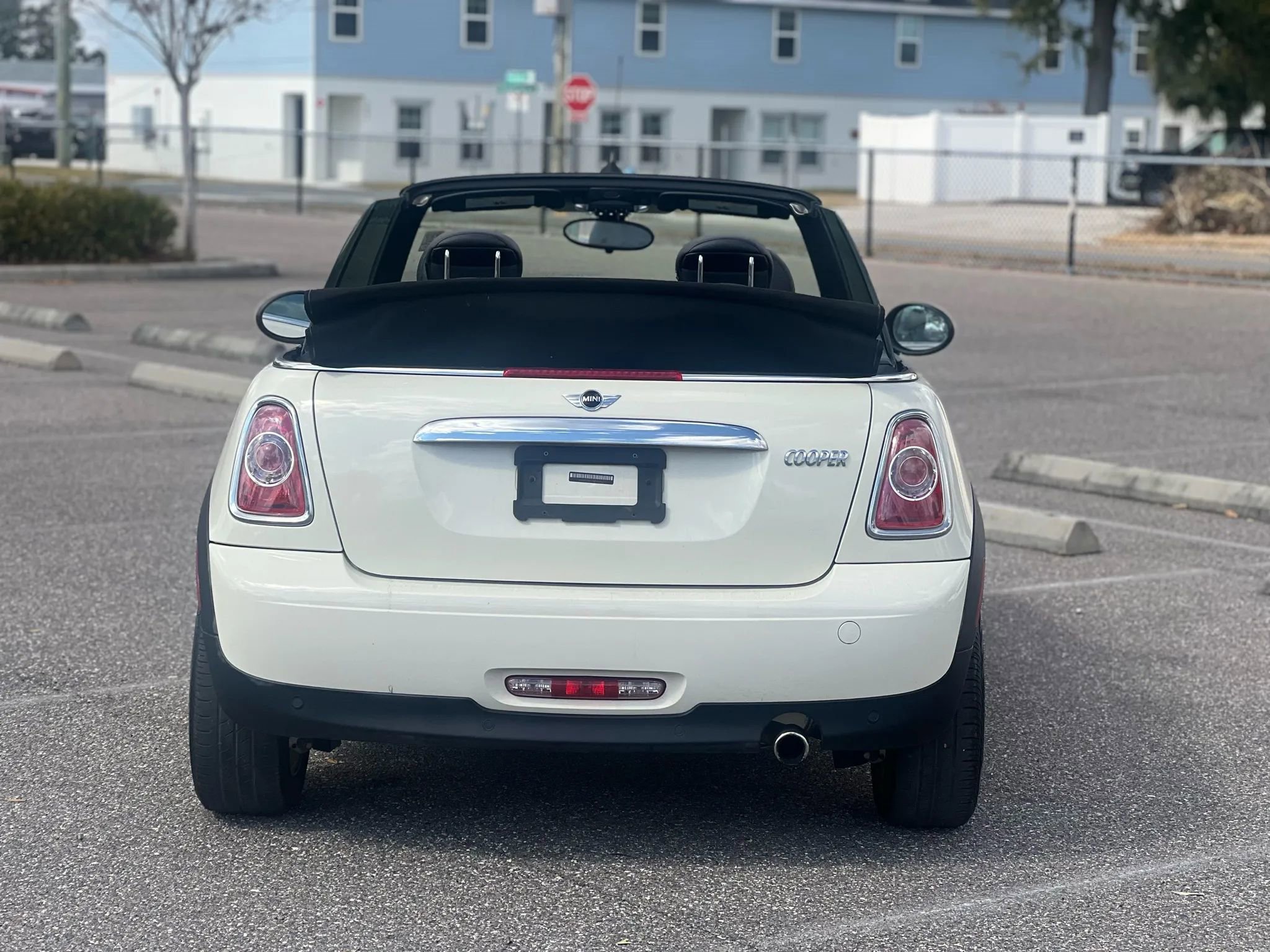 Used 2015 MINI Cooper Convertible image 8