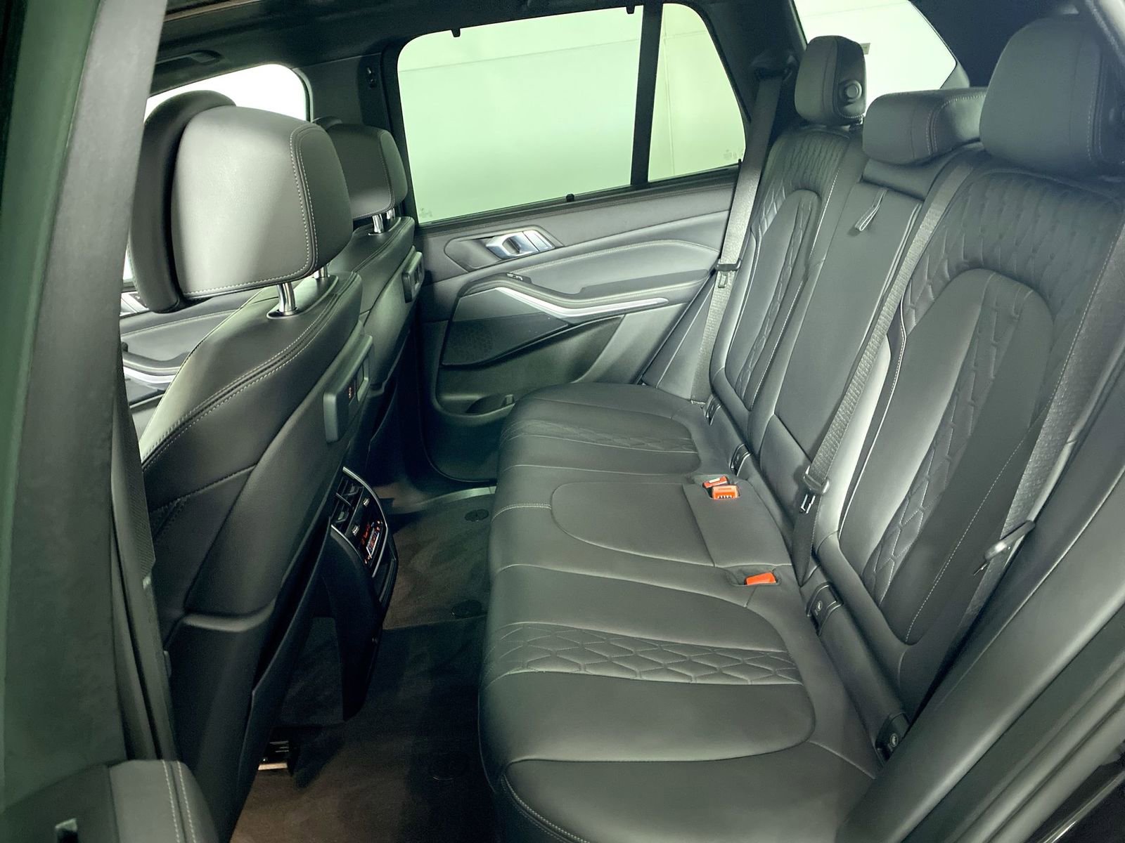 Used 2022 BMW X5 xDrive40i w/ Premium Package image 22