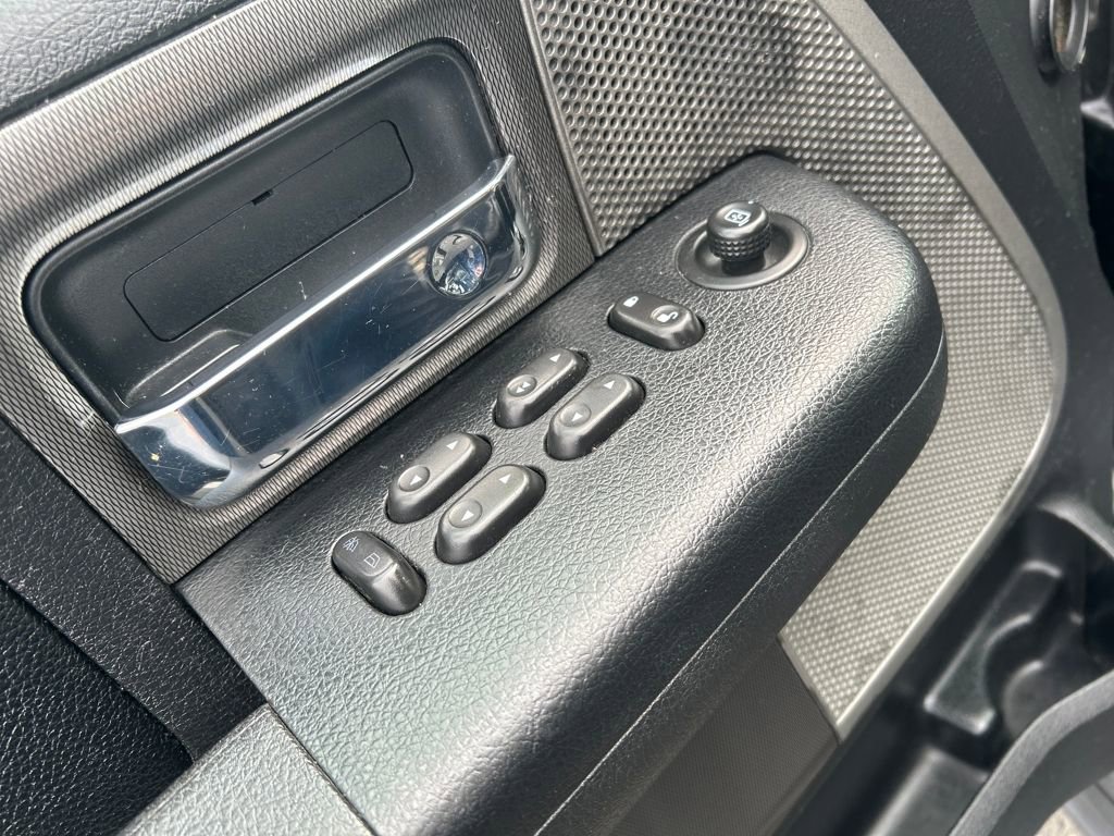 Used 2007 Ford F150 FX4 AWD/4WD image 17