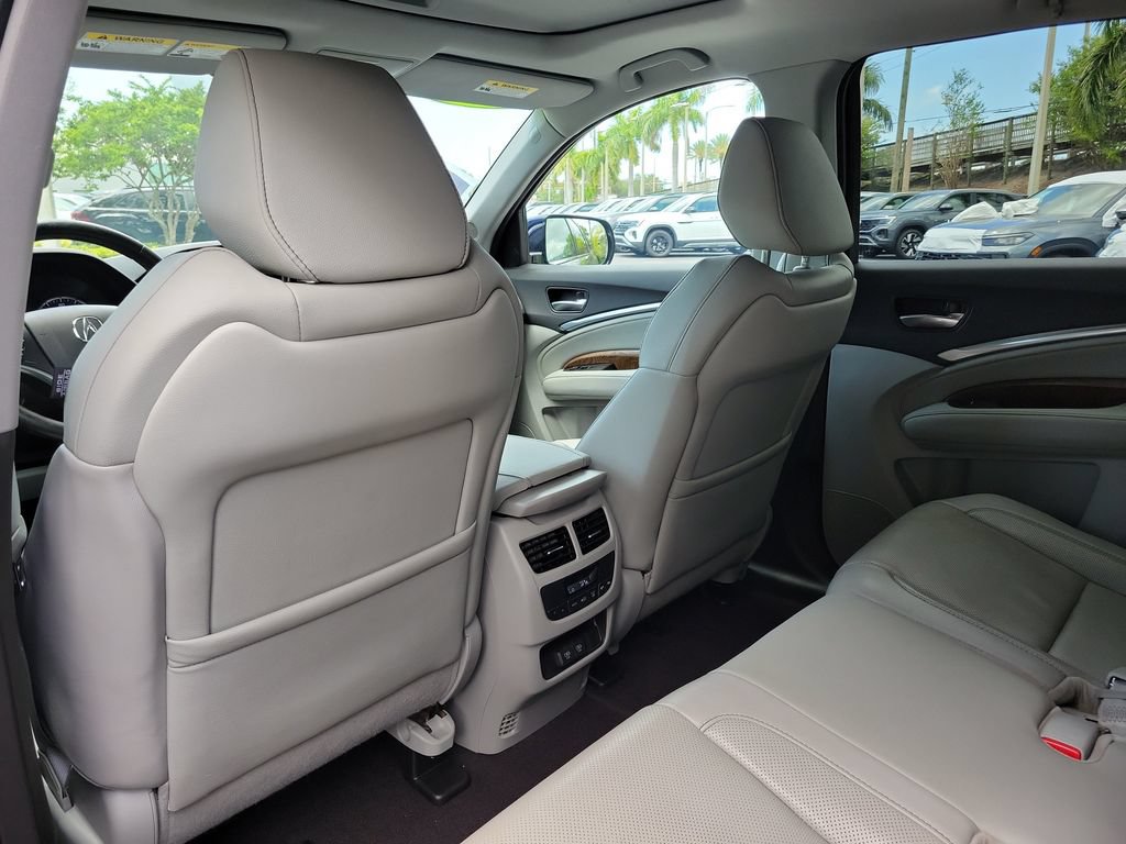 Used 2020 Acura MDX w/ Technology Package FWD image 11