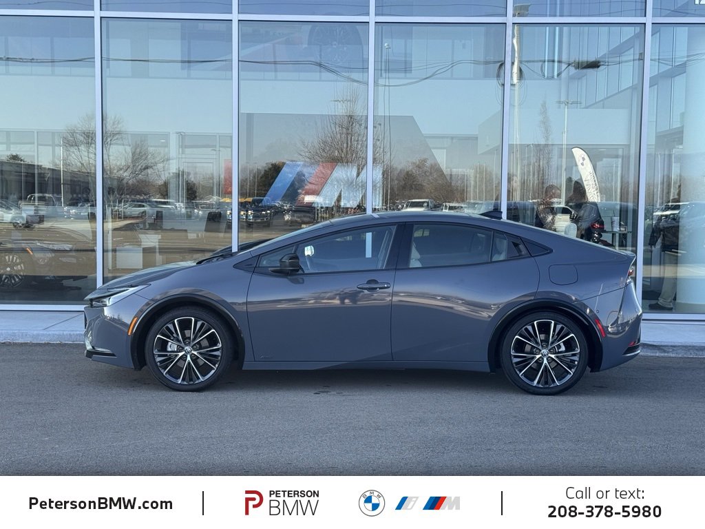 Used 2025 Toyota Prius Limited image 3