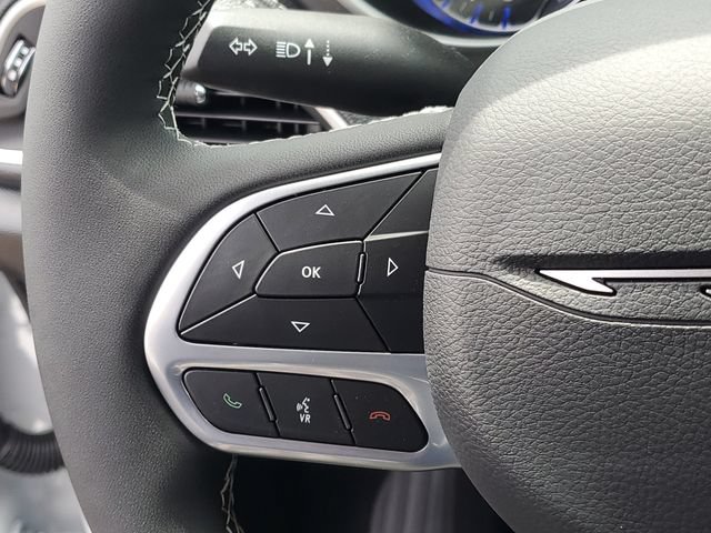 New 2027 Chrysler Pacifica Select AWD/4WD image 22