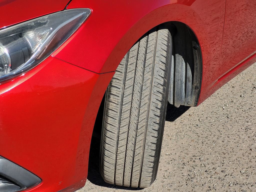 Used 2014 MAZDA MAZDA3 i Touring w/ Technology Package image 11