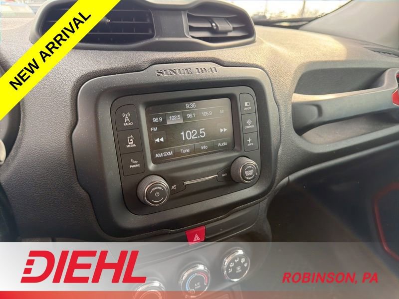 Certified 2016 Jeep Renegade Trailhawk image 15