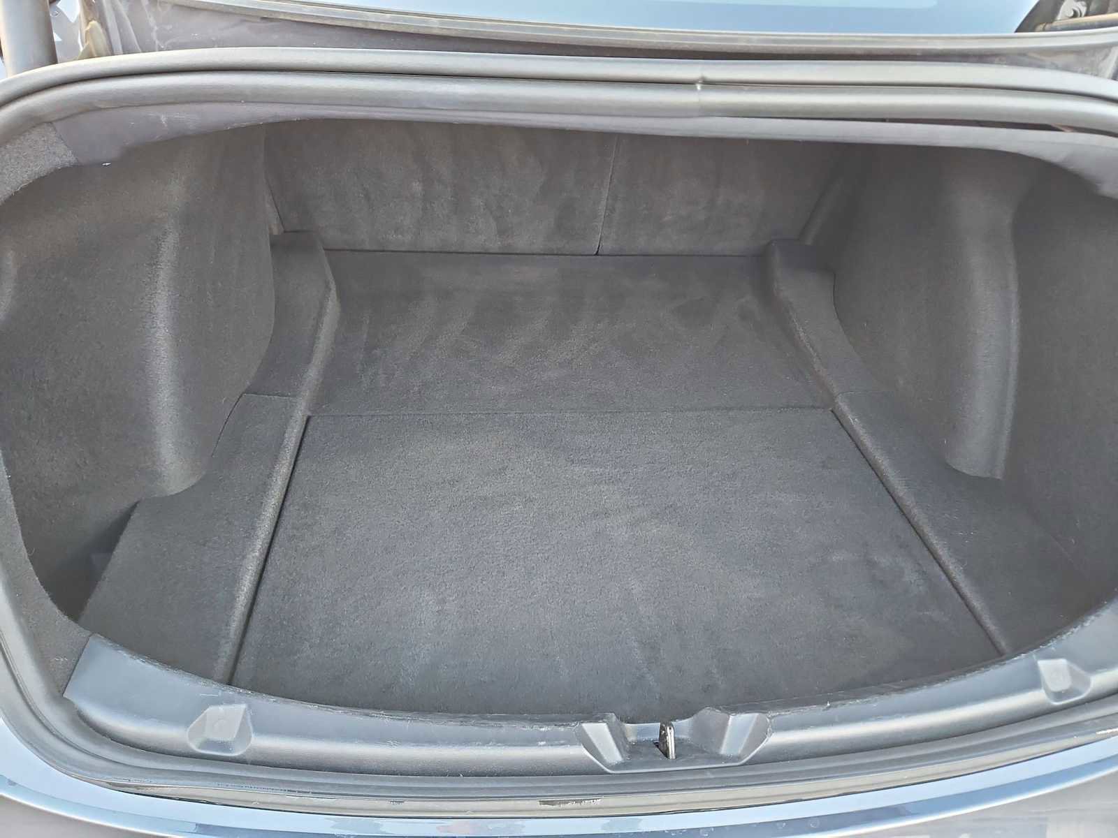 Used 2023 Tesla Model 3 Standard Range image 32