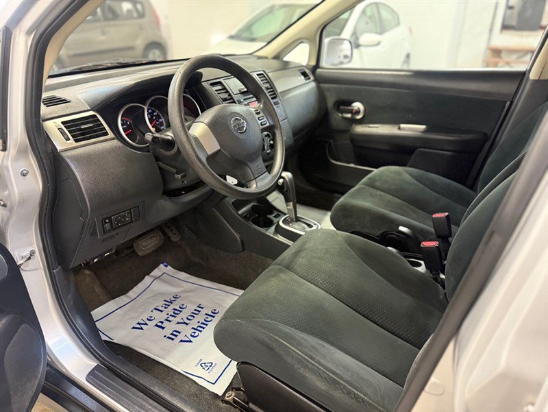 Used 2010 Nissan Versa 1.8 S w/ PWR Plus Pkg image 10
