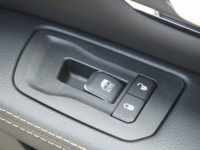 New 2026 RAM 1500 Rebel w/ Rebel Level 2 Equipment Group AWD/4WD image 26