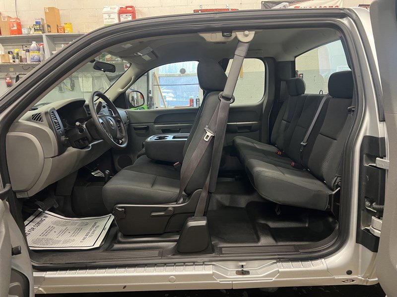 Used 2012 Chevrolet Silverado 1500 W/T image 6