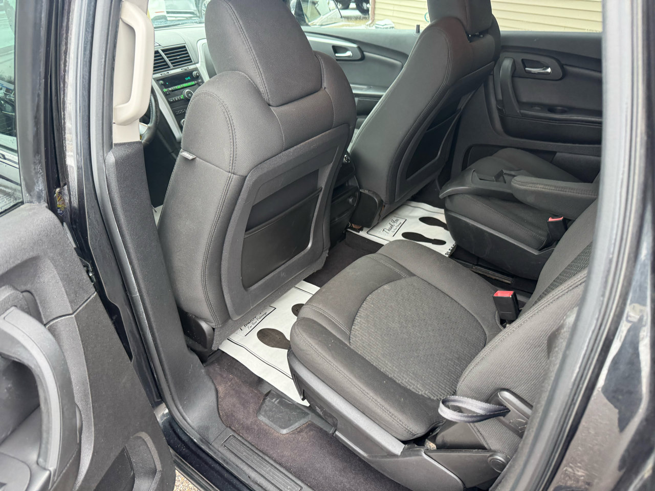 Used 2010 Chevrolet Traverse LT image 10