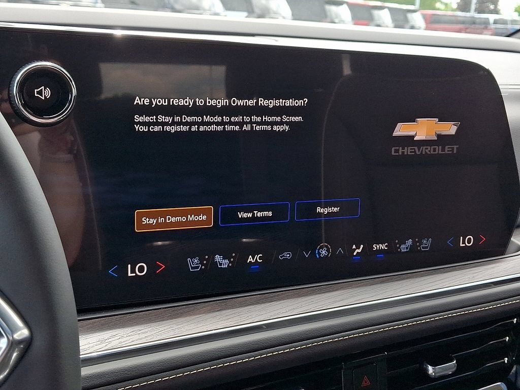 New 2026 Chevrolet Suburban Premier w/ Sun And Tow Package AWD/4WD image 14