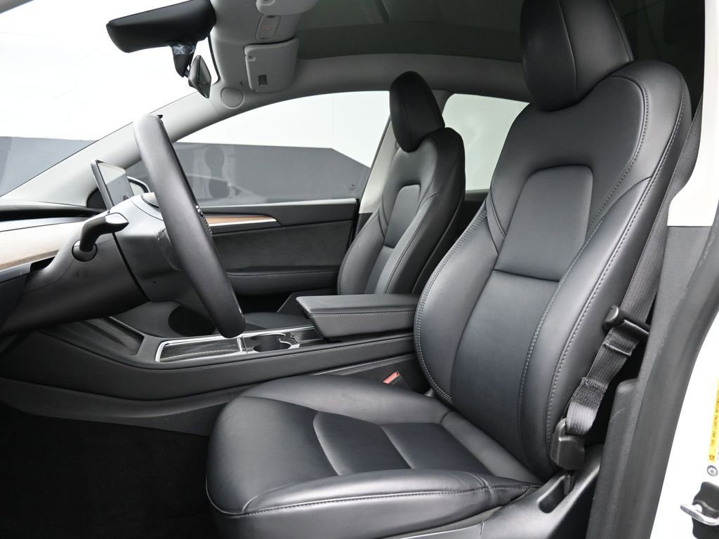 Used 2023 Tesla Model Y Long Range AWD/4WD image 11