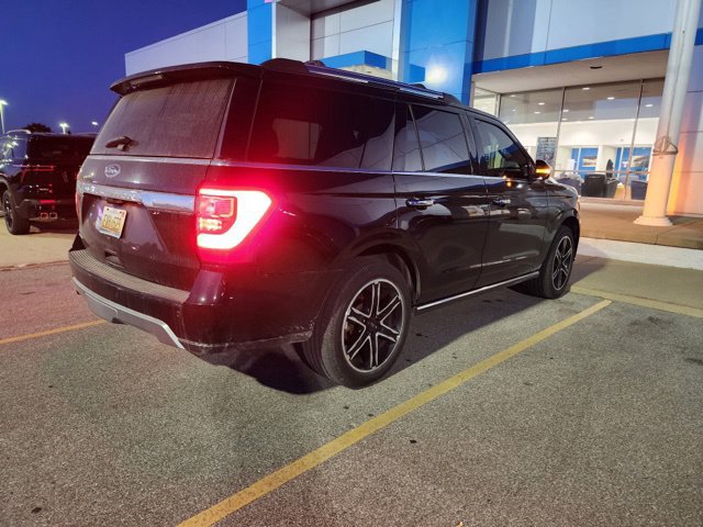 Used 2020 Ford Expedition Limited w/ Special Edition Package AWD/4WD image 4