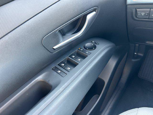 New 2027 Hyundai Santa Cruz SE AWD/4WD image 11