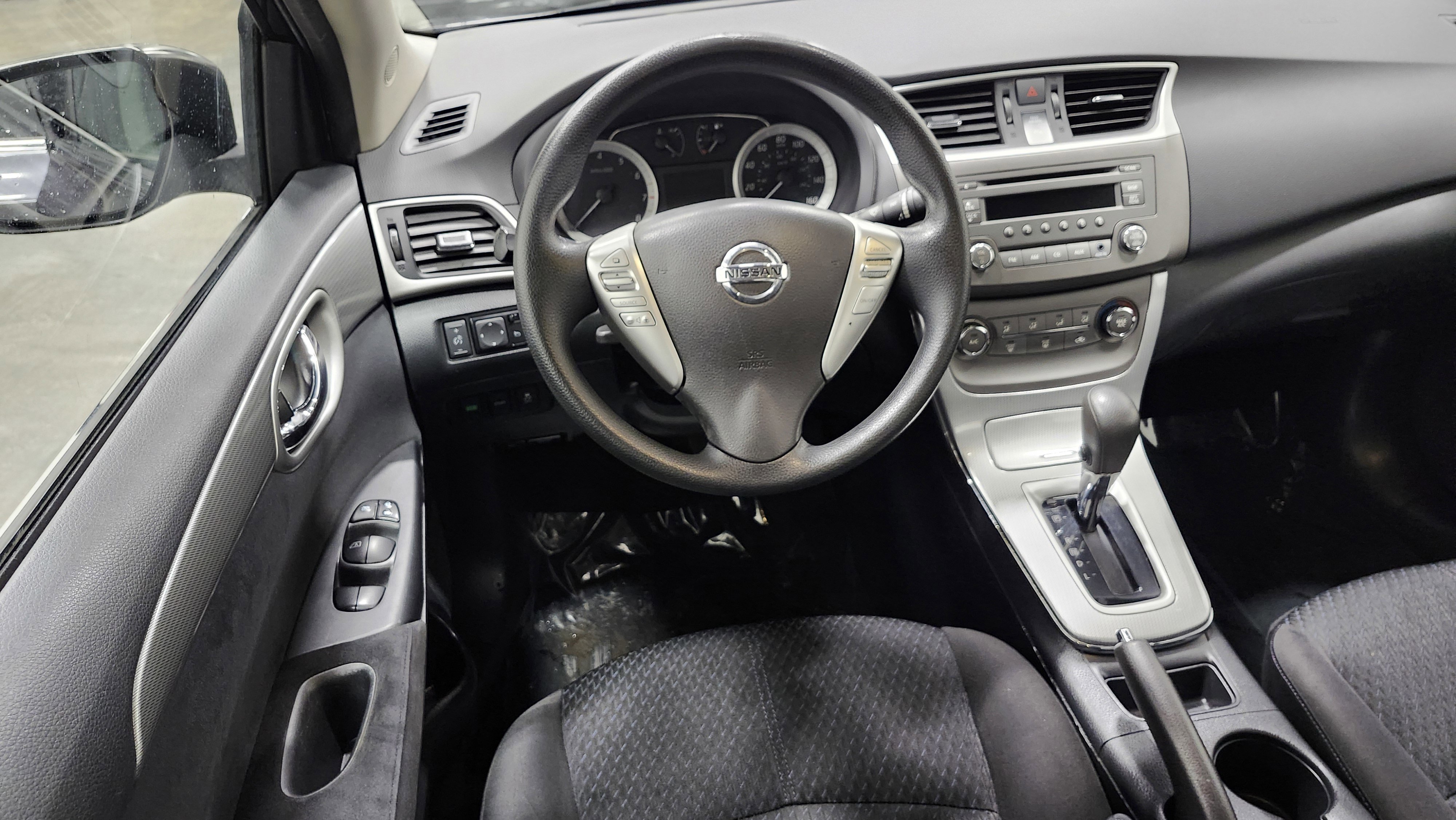Used 2014 Nissan Sentra SR image 24