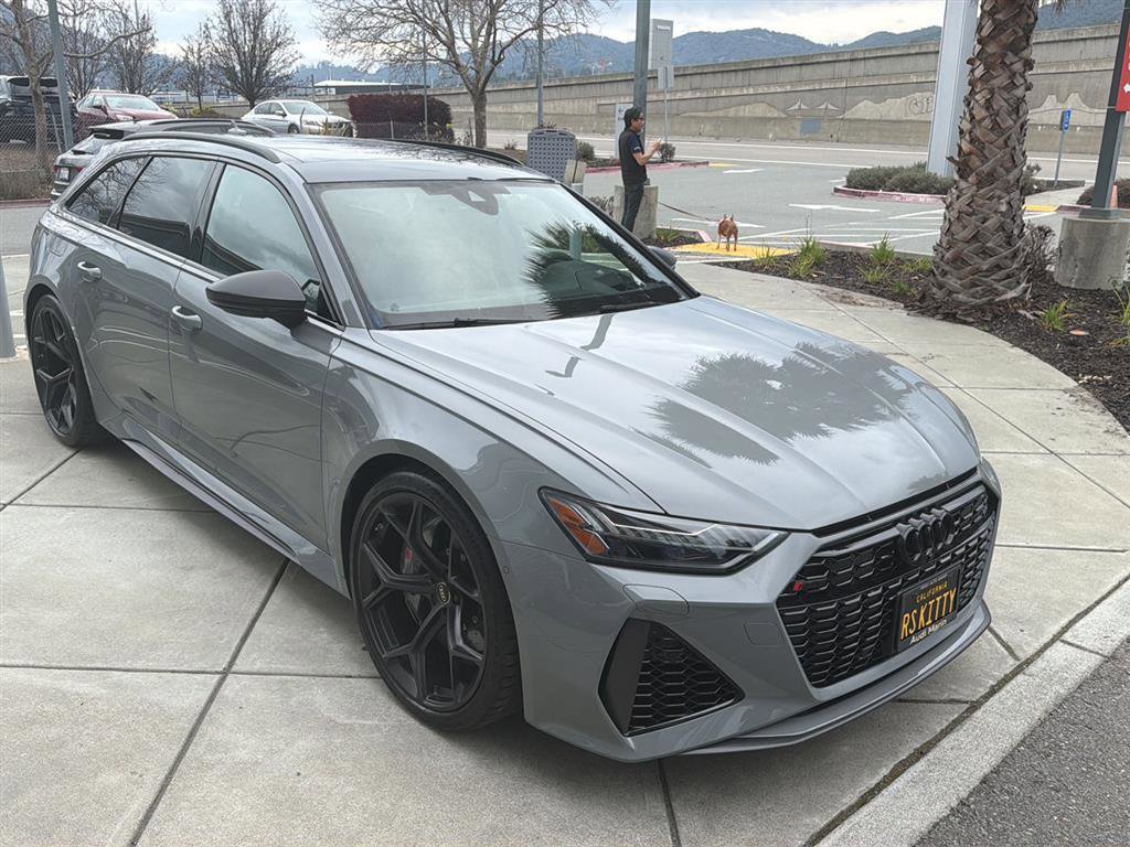 Used 2025 Audi RS 6 performance image 4