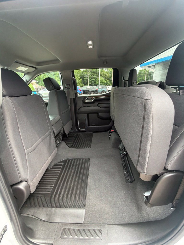 Certified 2024 Chevrolet Silverado 1500 LT AWD/4WD image 28
