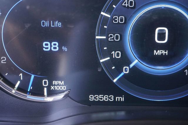 Used 2018 Cadillac Escalade Luxury AWD/4WD image 29