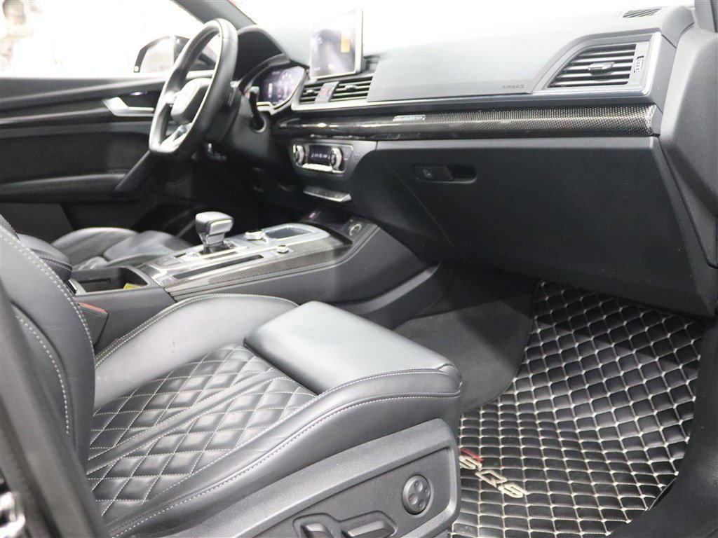 Used 2020 Audi SQ5 Premium Plus image 23