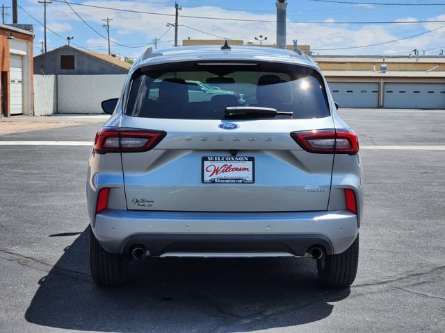 Used 2024 Ford Escape ST-Line w/ Tech Pack #1 AWD/4WD image 4