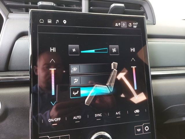 Used 2026 GMC Terrain AT4 w/ LPO, Black Badging Package AWD/4WD image 27