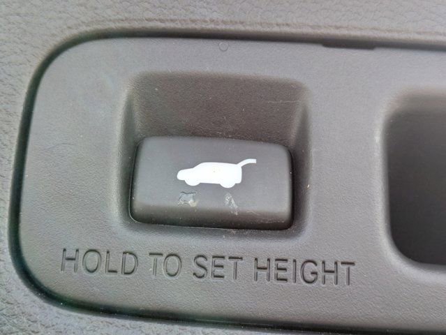 Used 2025 Honda CR-V EX-L image 13